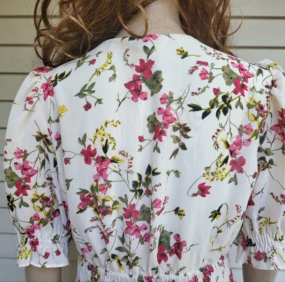 🔥SOLD🔥 🆕️🌺TAYLOR🌺 Women's Short Sleeve Floral Surplice Dress💃 - Picture 7 of 14